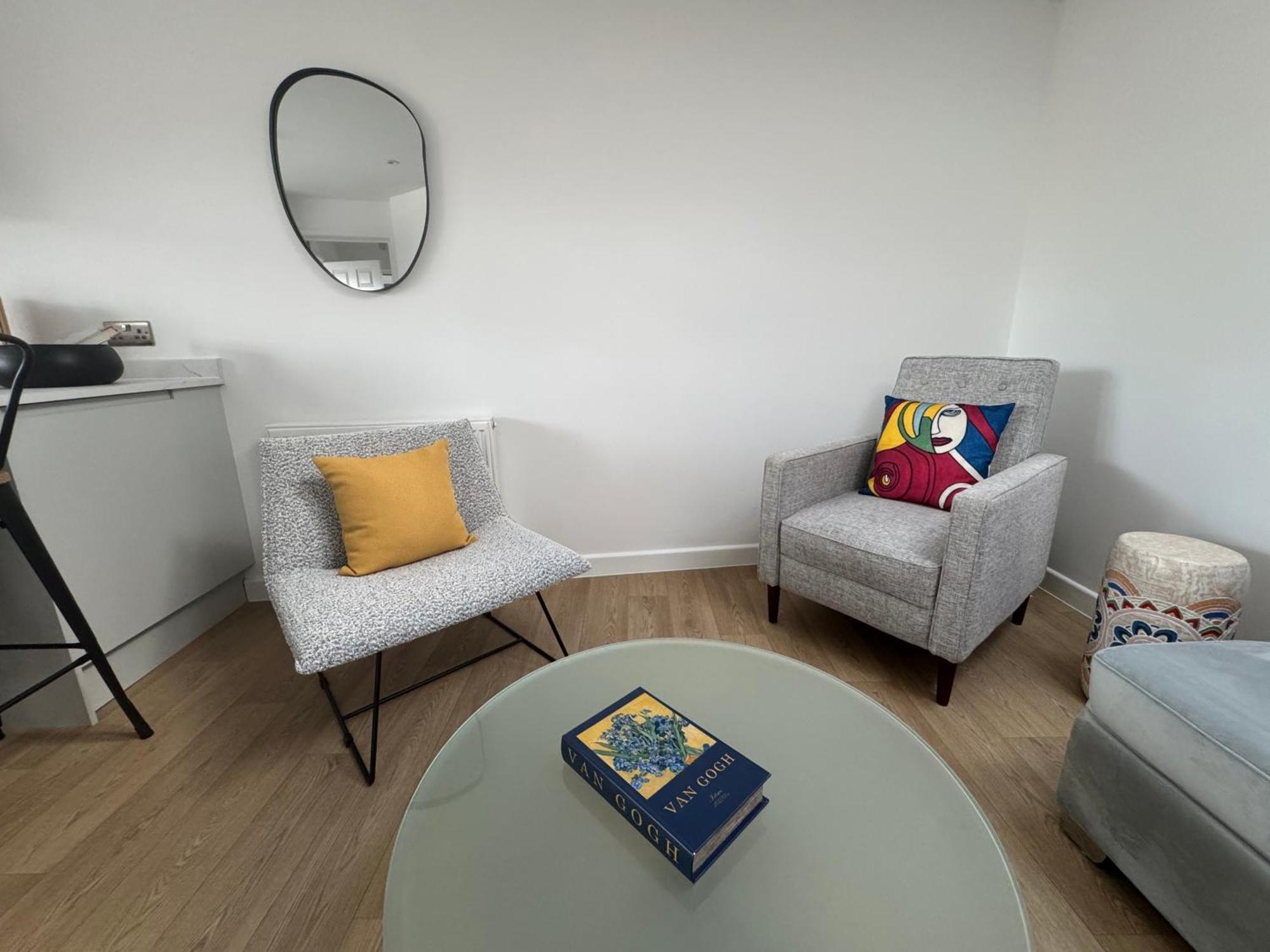 Stylish 1-bed Apartamento