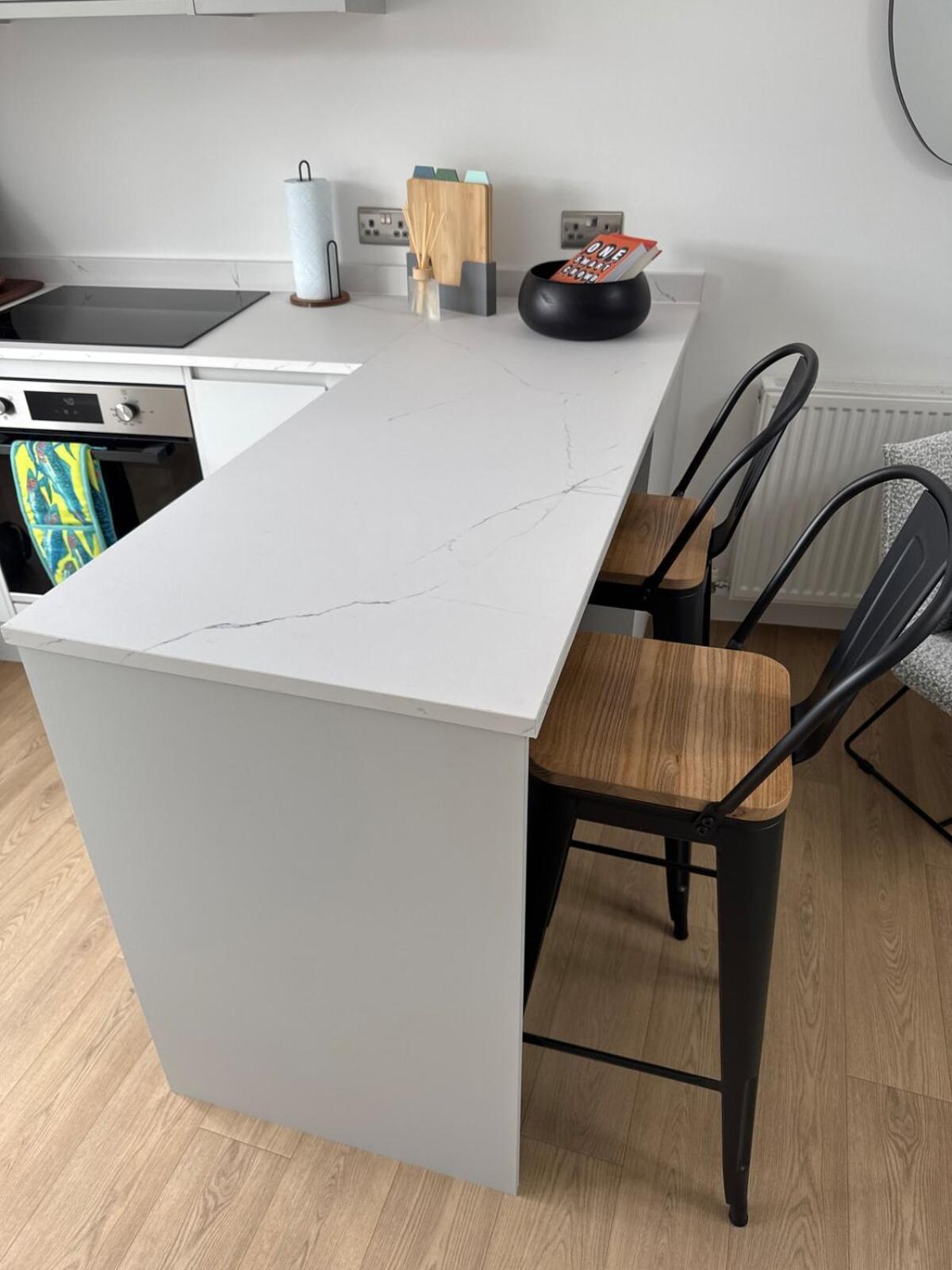 Stylish 1-bed *