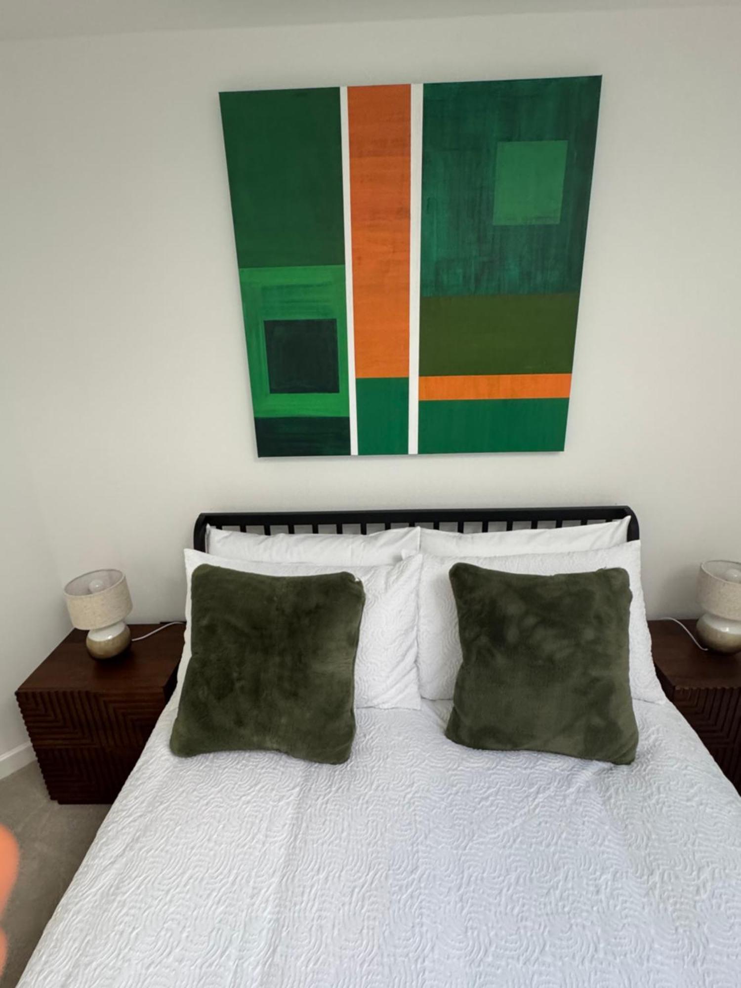 Stylish 1-bed Apartment *